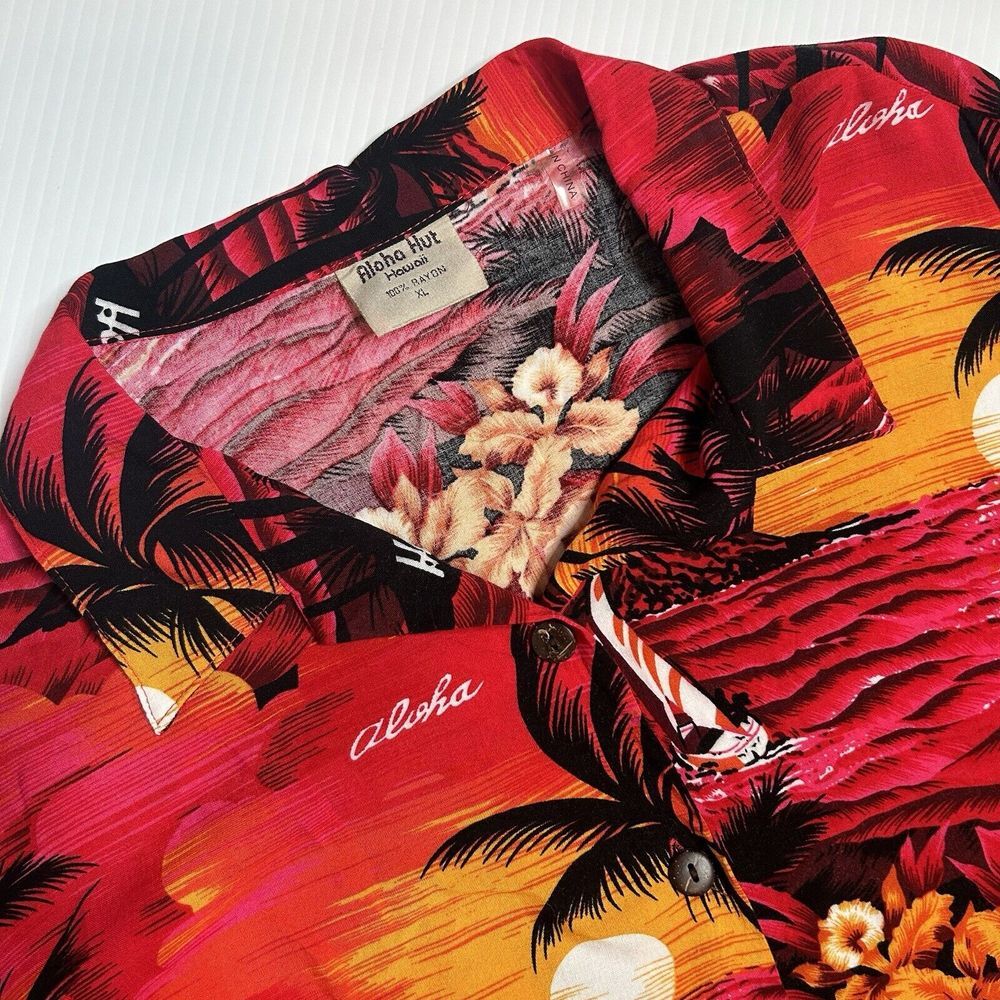 Aloha Hut Hawaii Men XL 100% Rayon Sunrise Tropical Button Up Short Sleeve Shirt